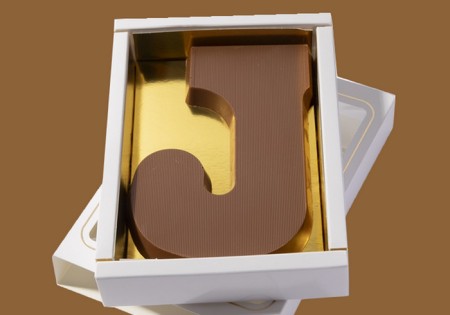 Tosca Chocoladeletter J melk 135 gram