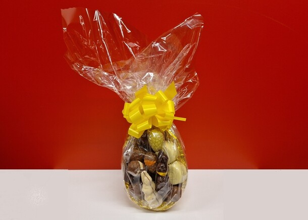 Tosca Halve Chocolade Ei Gevuld Met Bonbon(s)(eieren) 400gr.